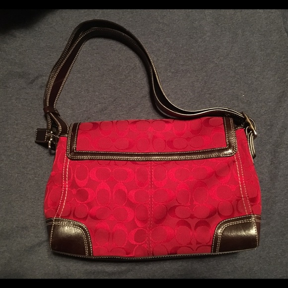 Red Coach Shoulder Bag - Picture 2 of 4